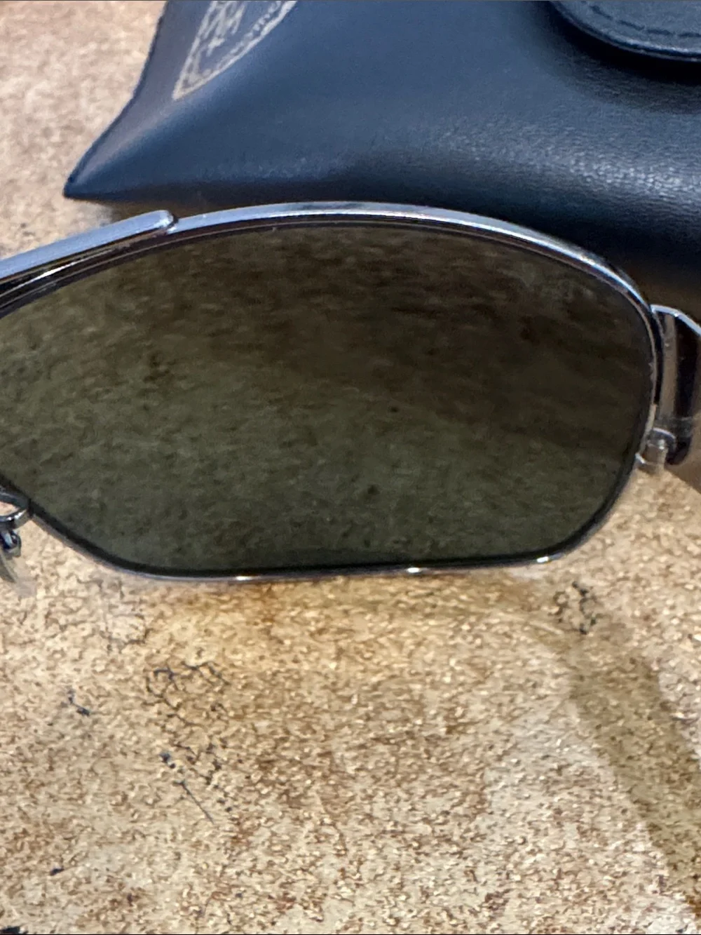 Ray-Ban Aviator Sunglasses in Black and Silver